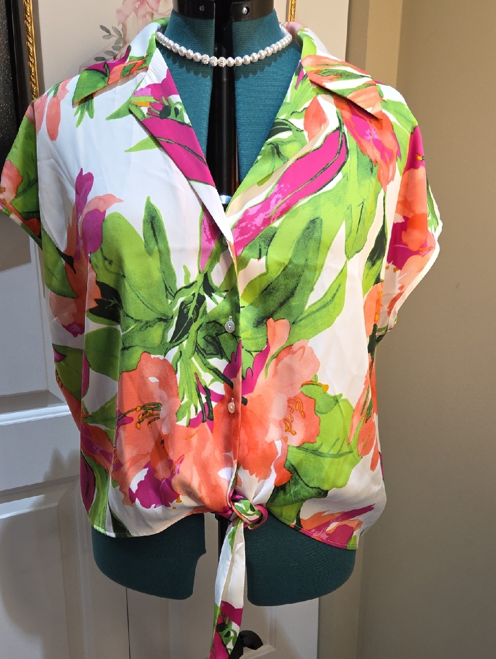 Nwt XL Rachel Zoe White Button-Down Tie-Front Blouse with Green and Pink Floral